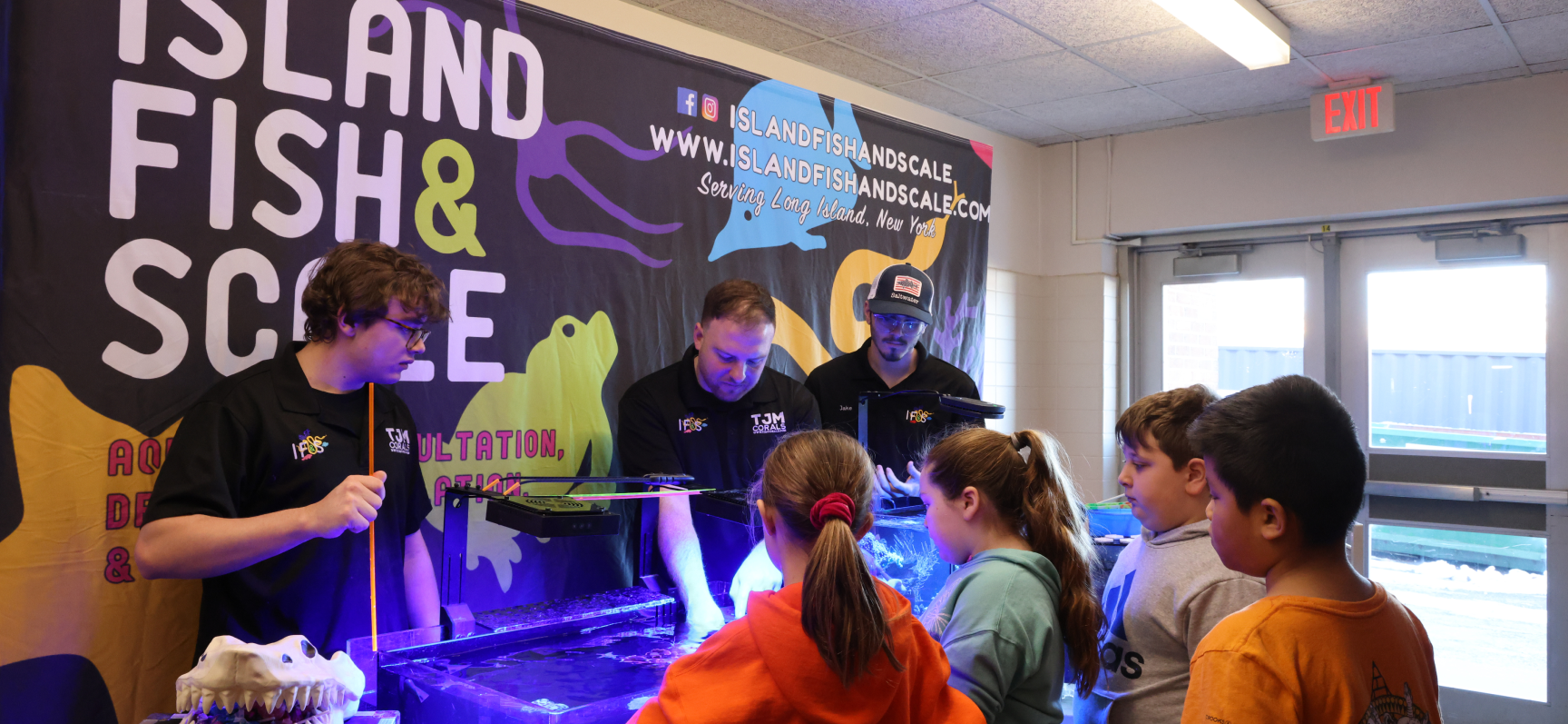 Marine life exploration experience with Maplewood Elementary School